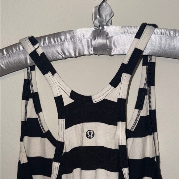 Lululemon Athletica Black and White Striped Tank Top - small - Picture 4 of 5